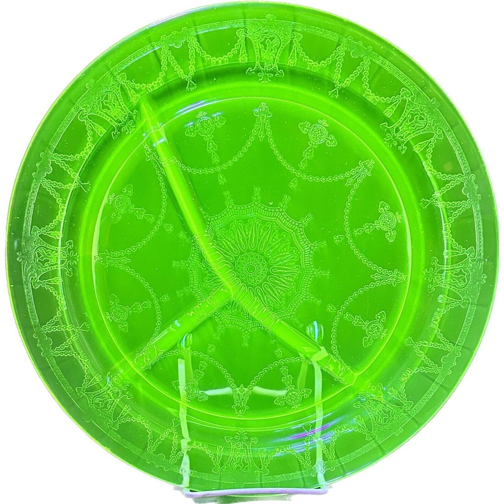 VTG Cameo Ballerina Princess Pattern Depression Uranium Glass Divided Plate A4